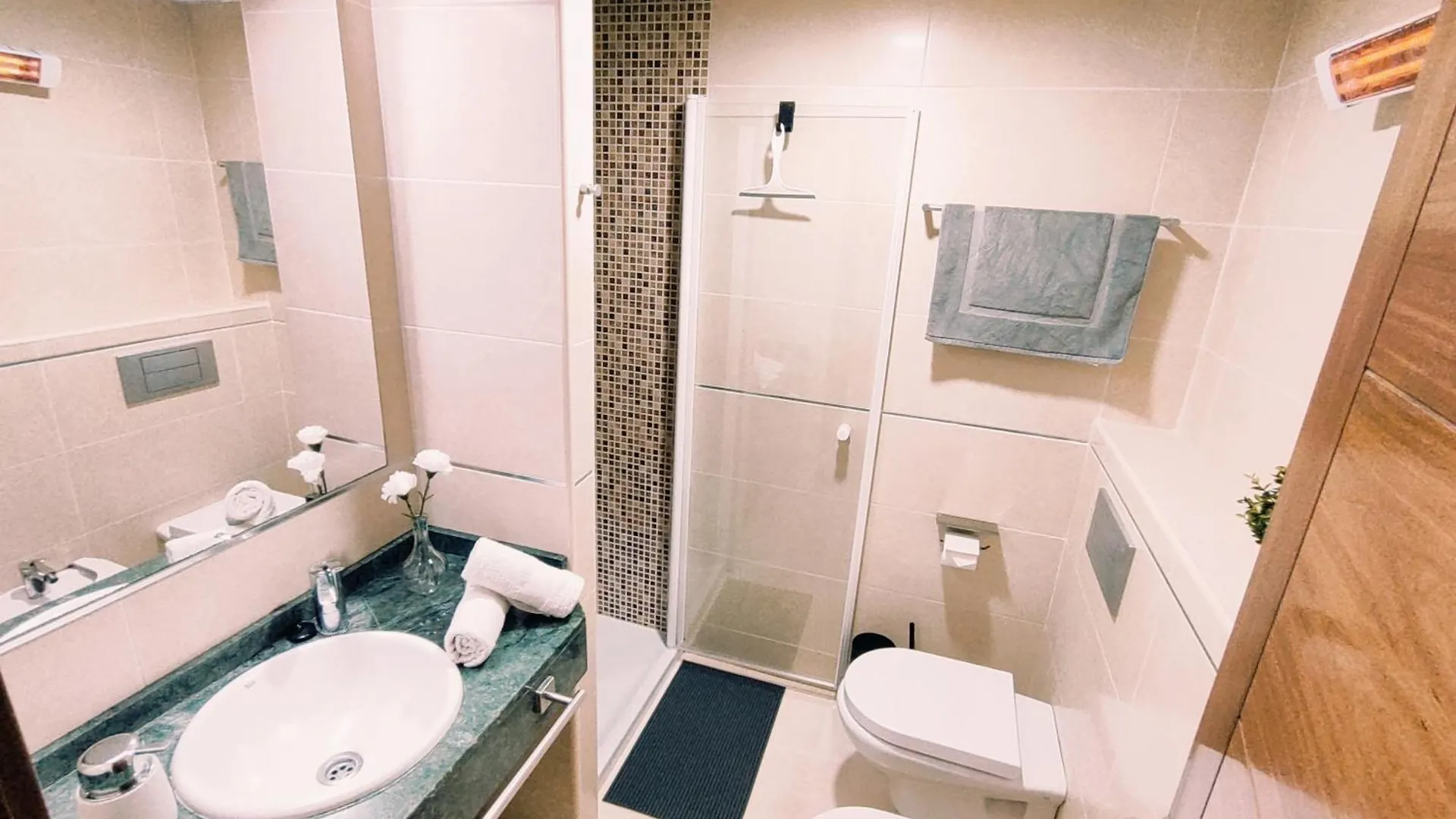 阿尔姆尼卡Casa Acogedora Con Vistas Espectaculares - Cozy Seaview House - 24H Access - Private Parking别墅